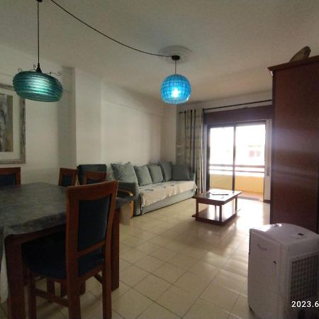 Cozy Apartment In Quarteira Exterior foto