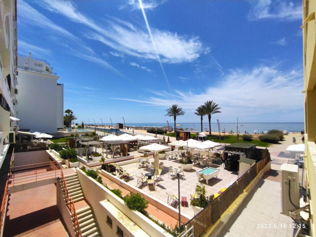 Cozy Apartment In Quarteira Exterior foto