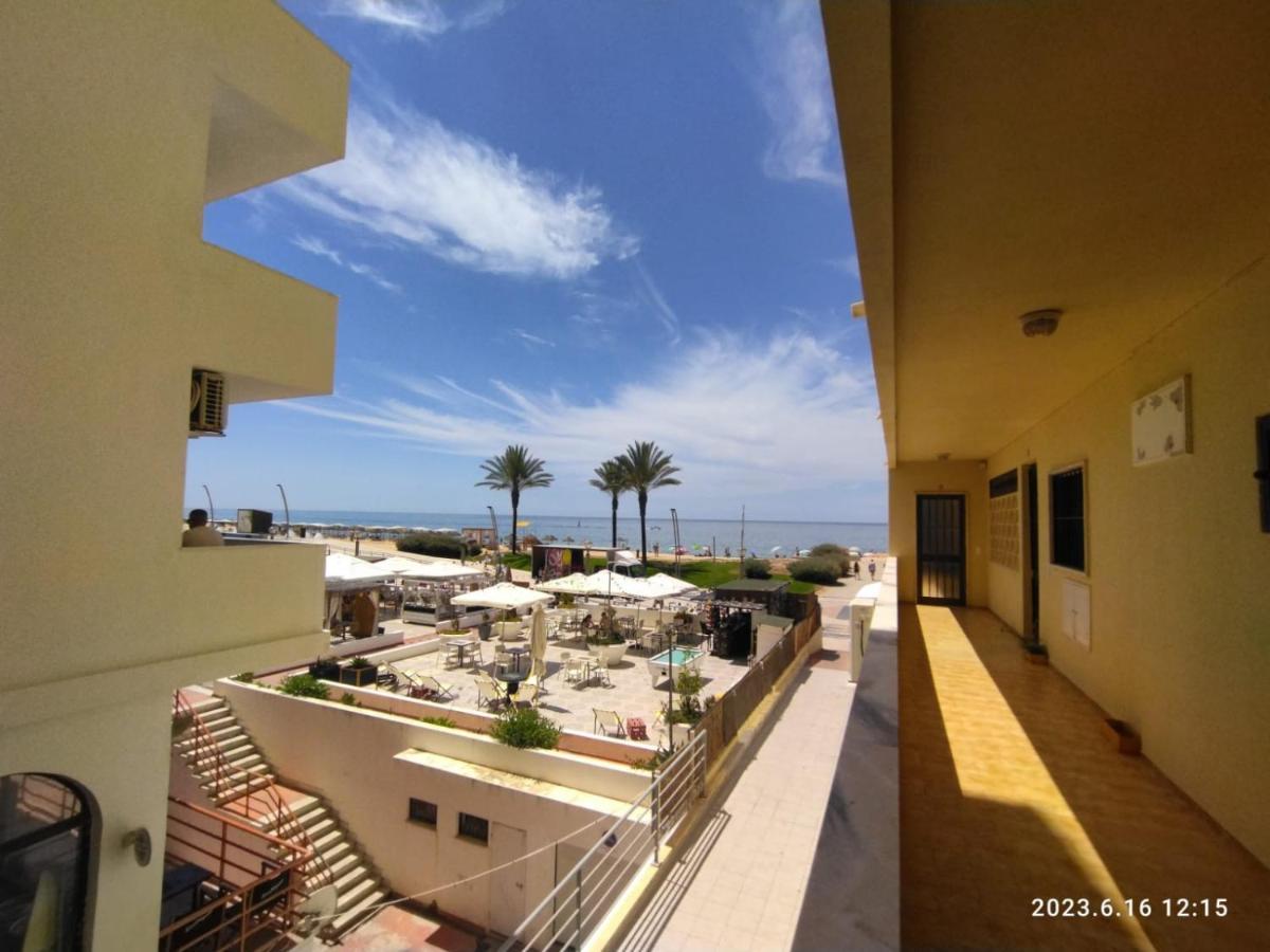 Cozy Apartment In Quarteira Exterior foto