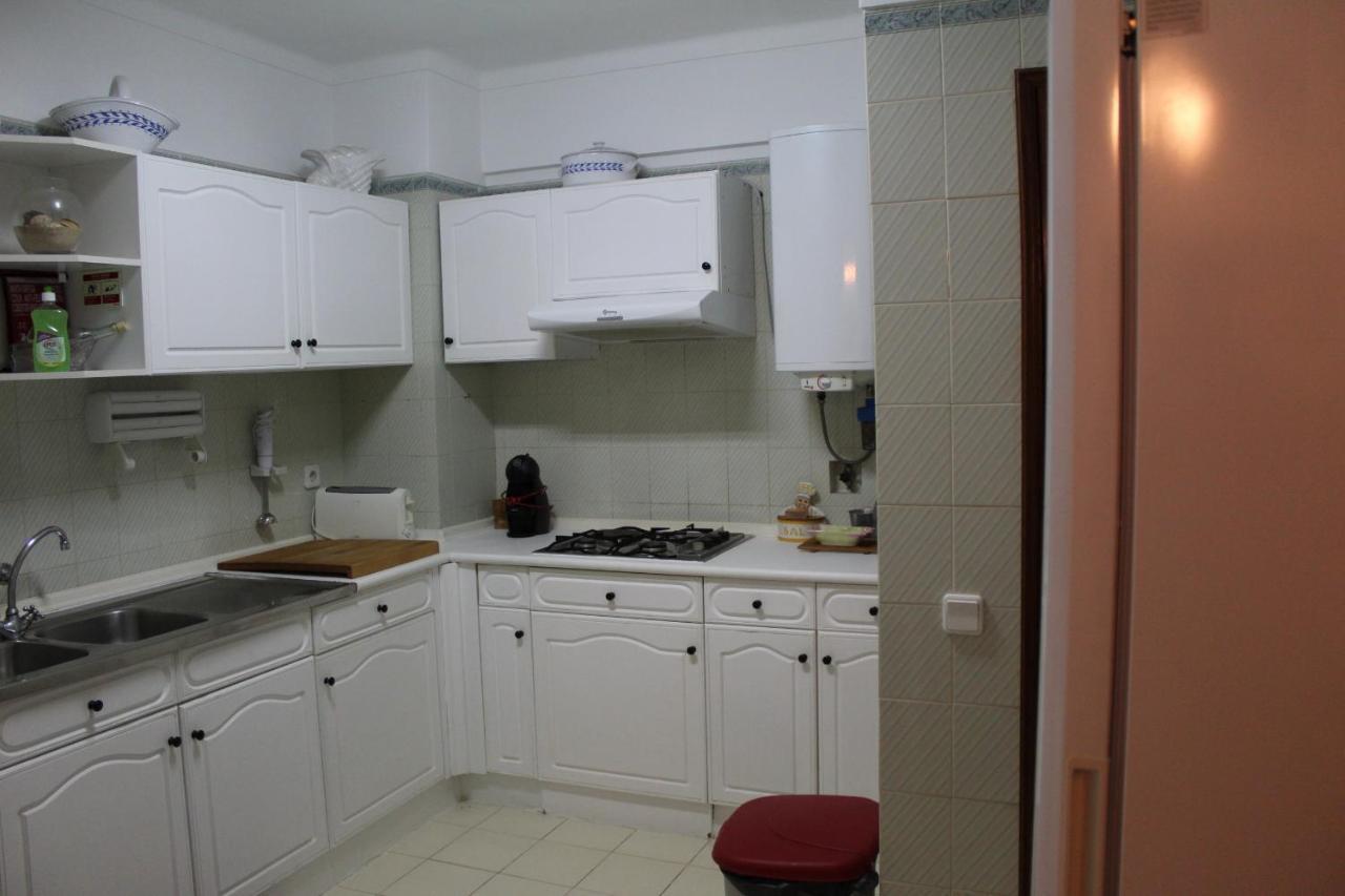 Cozy Apartment In Quarteira Exterior foto
