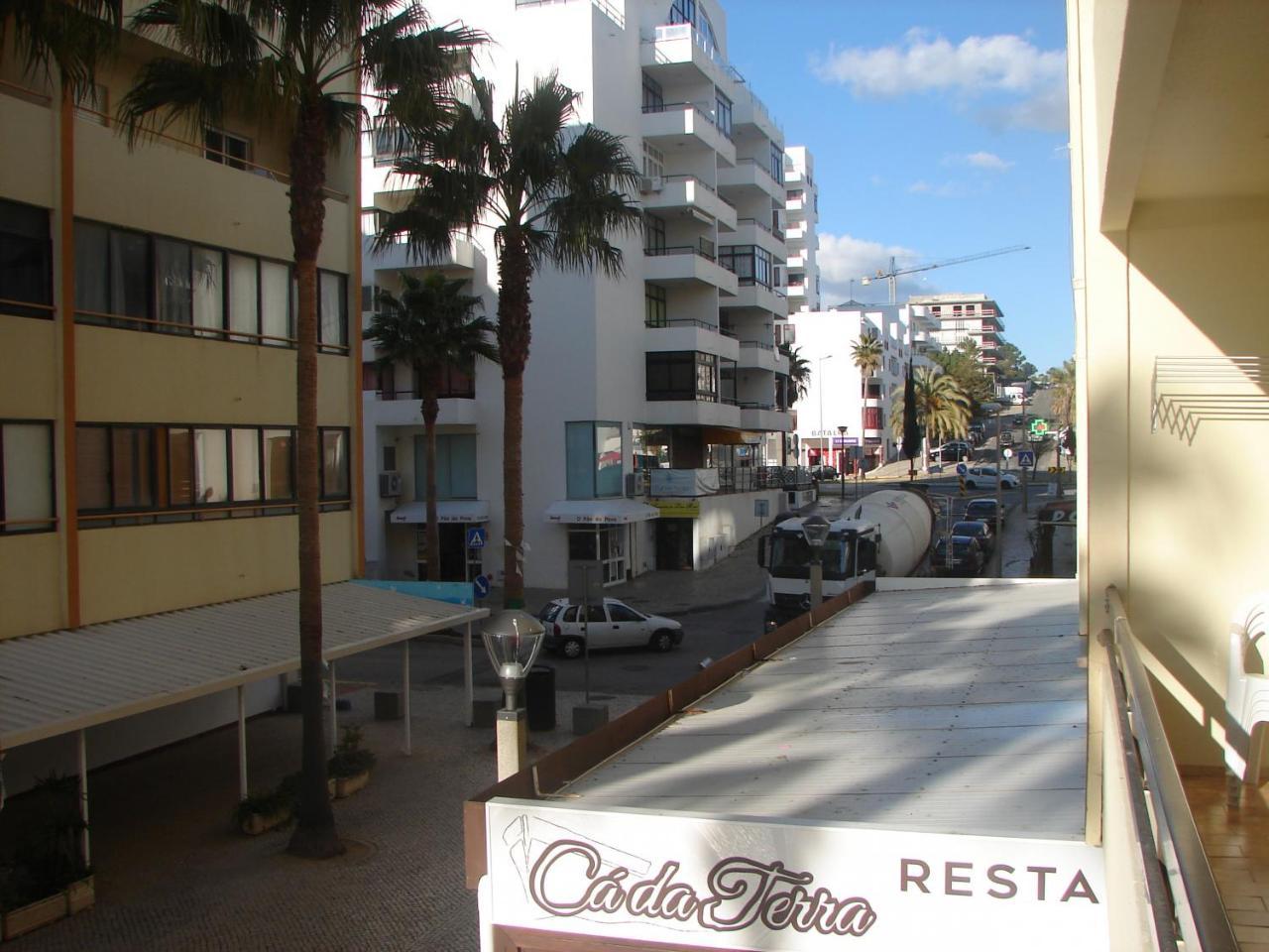 Cozy Apartment In Quarteira Exterior foto